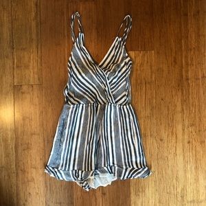 American Eagle Striped Romper w/ pockets size M